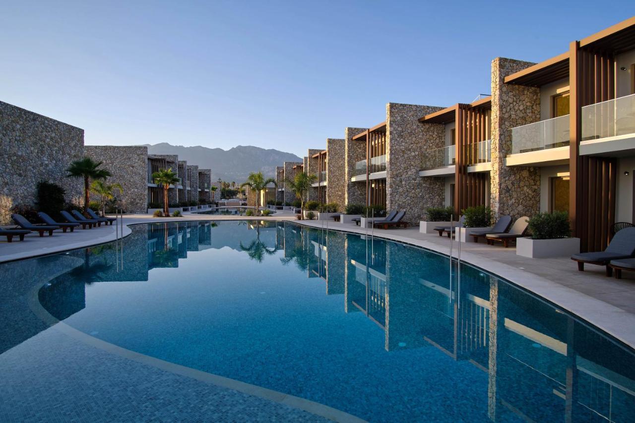 Utopia Blu Hotel Tigkaki  Exterior photo
